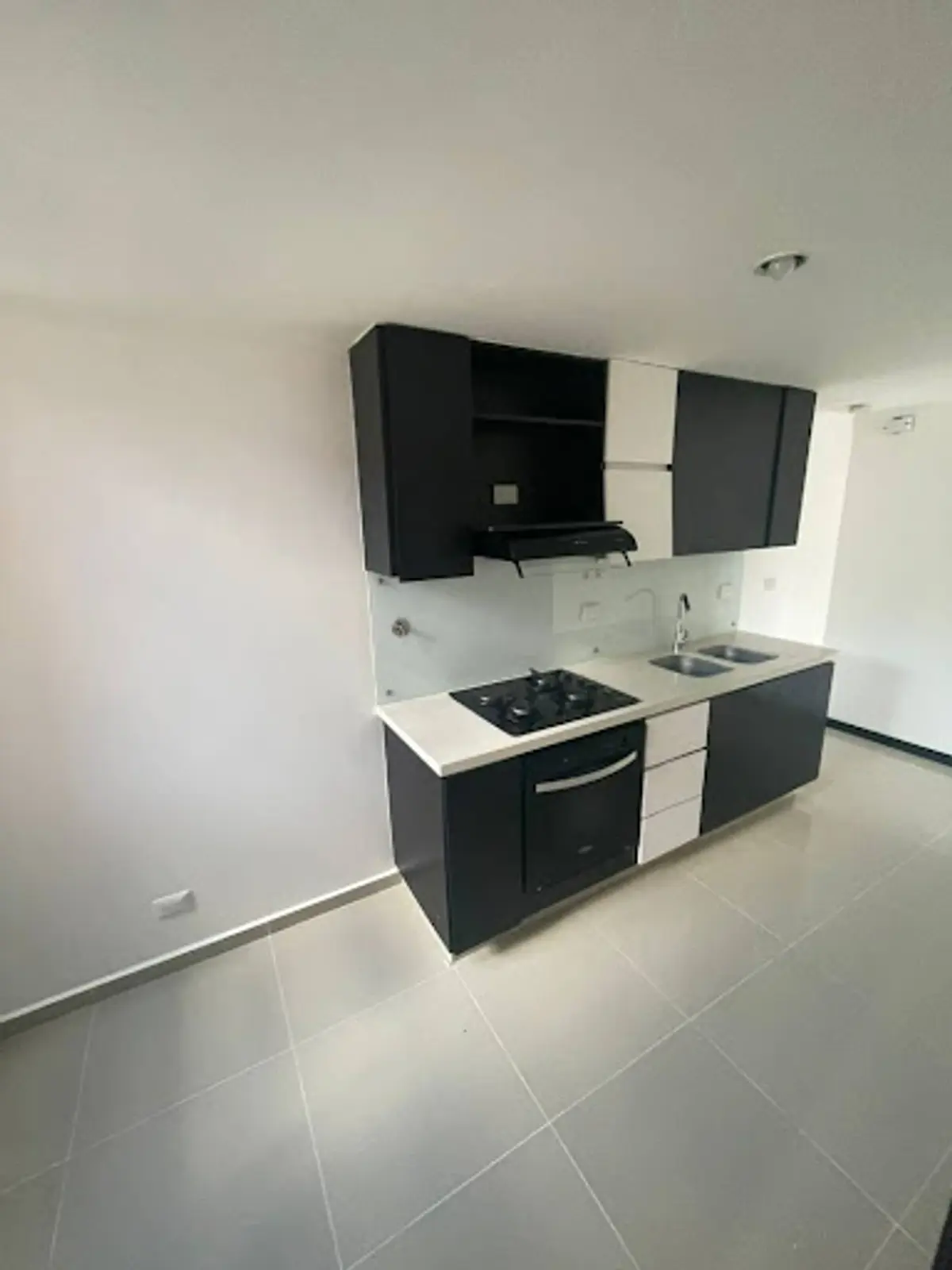 Apartamento en Arriendo en Loma del Escobero, Envigado