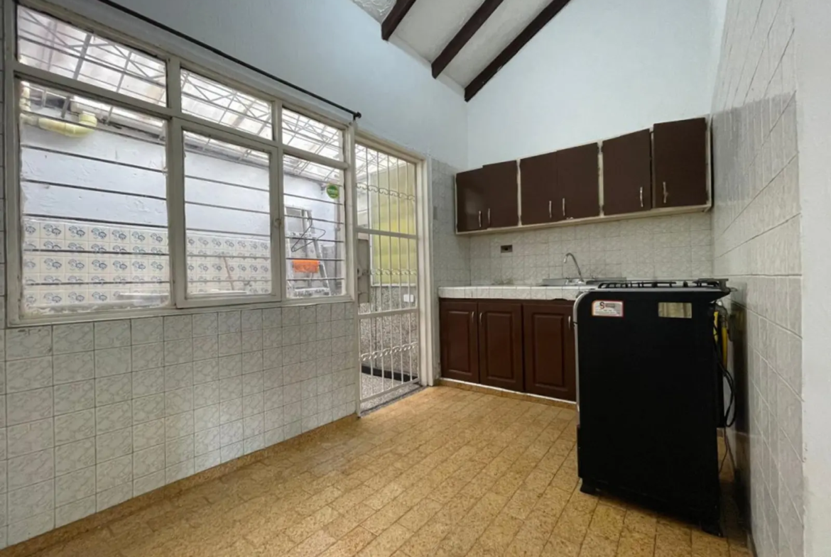 Apartamento en Arriendo en Urbanizacion colseguros, Cali