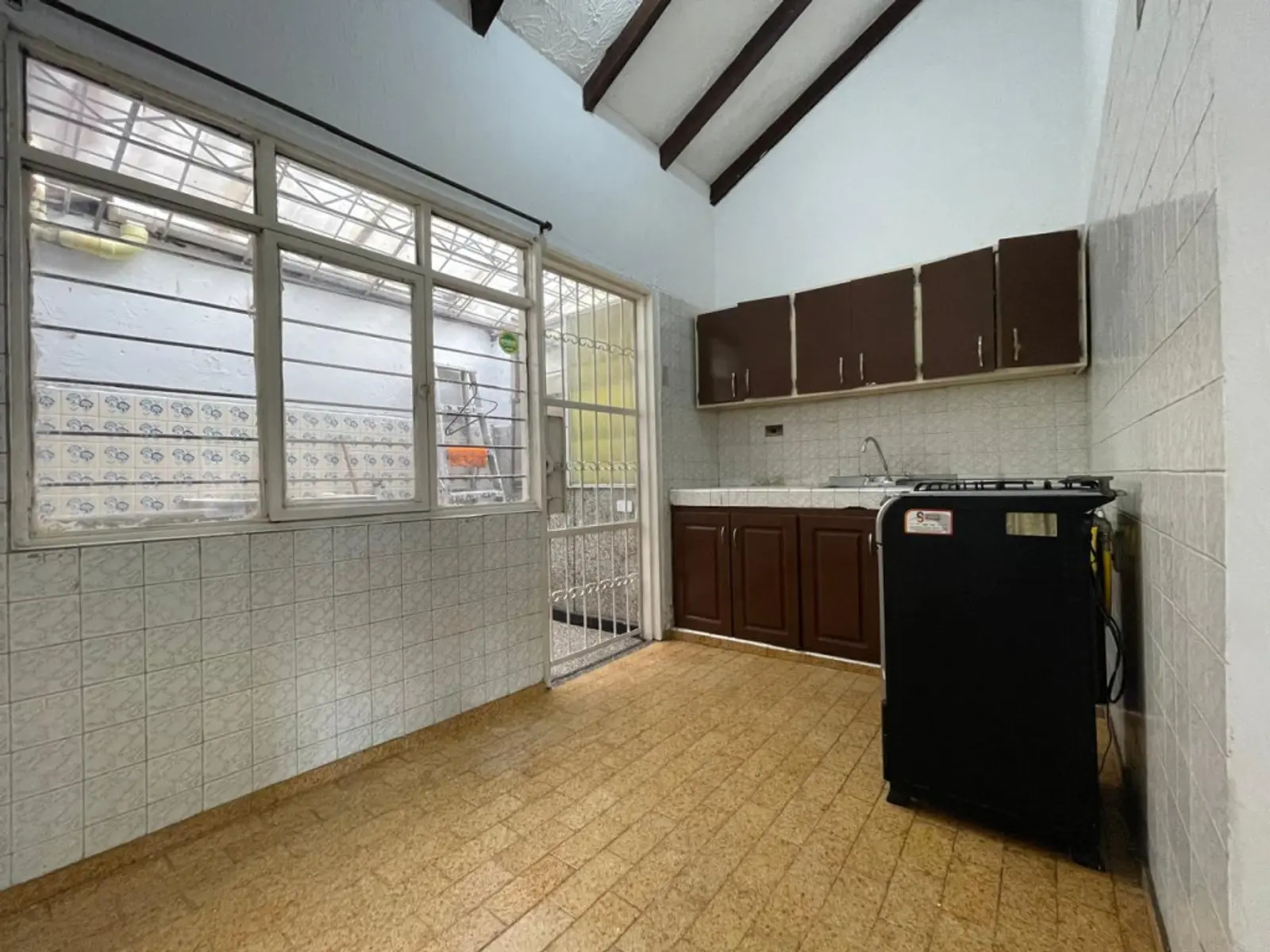 Apartamento en Arriendo en Urbanizacion colseguros, Cali