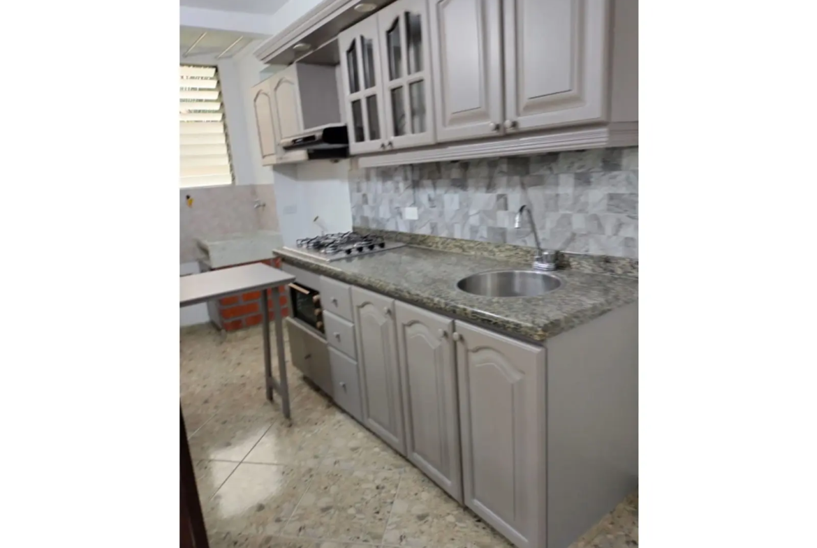 Apartamento en Arriendo en Loma del Indio, Medellín