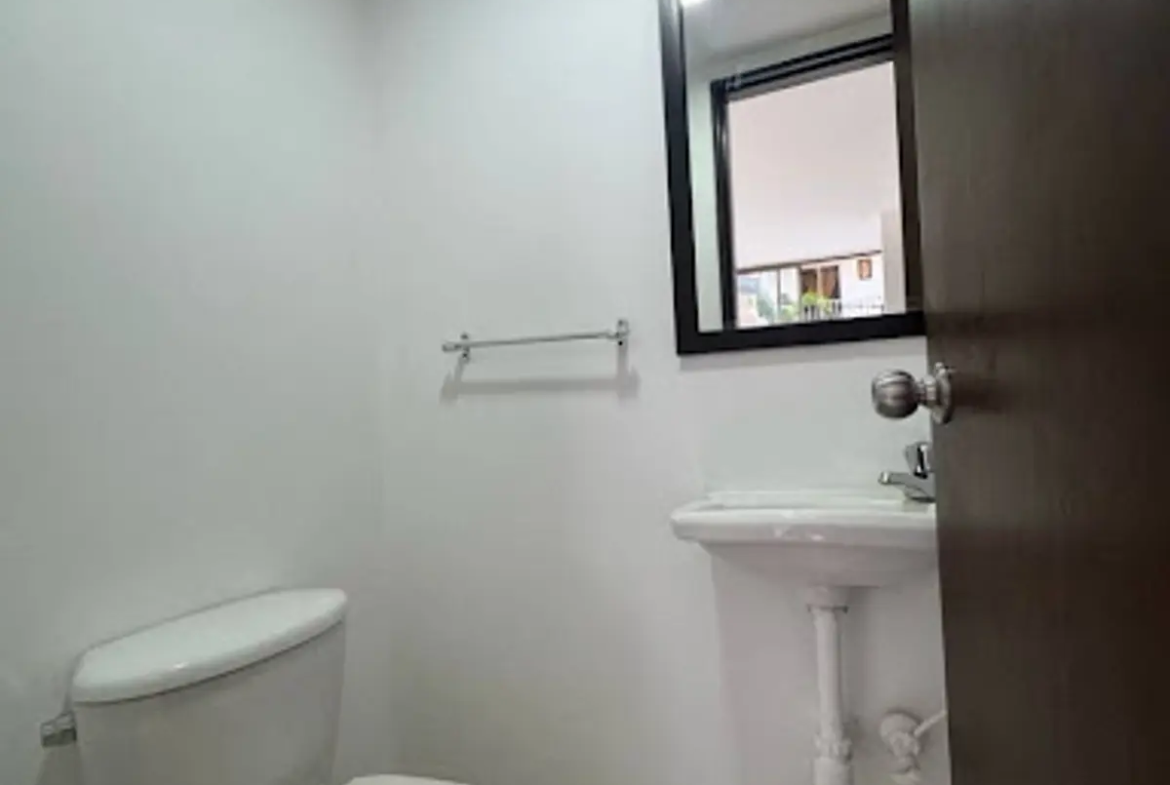 Apartamento en Arriendo en Calle larga, Sabaneta
