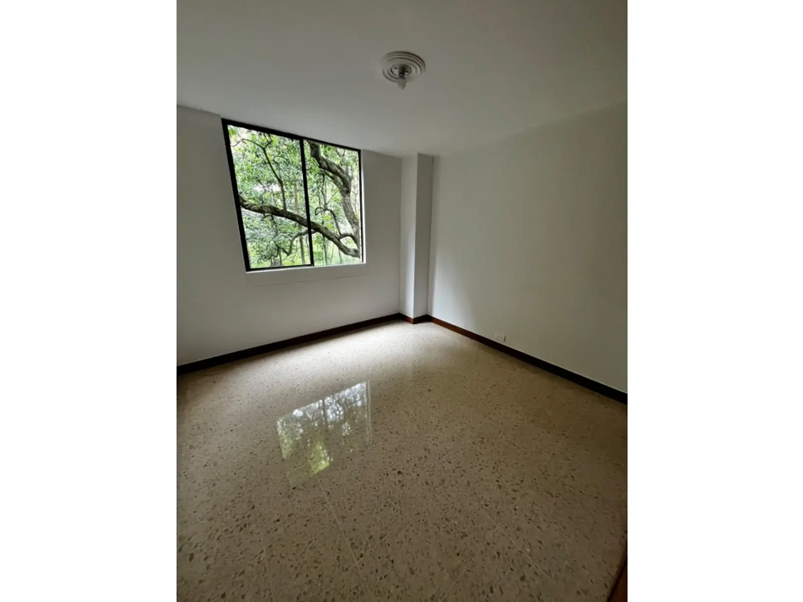 Apartamento en Arriendo en El Poblado, Medellín