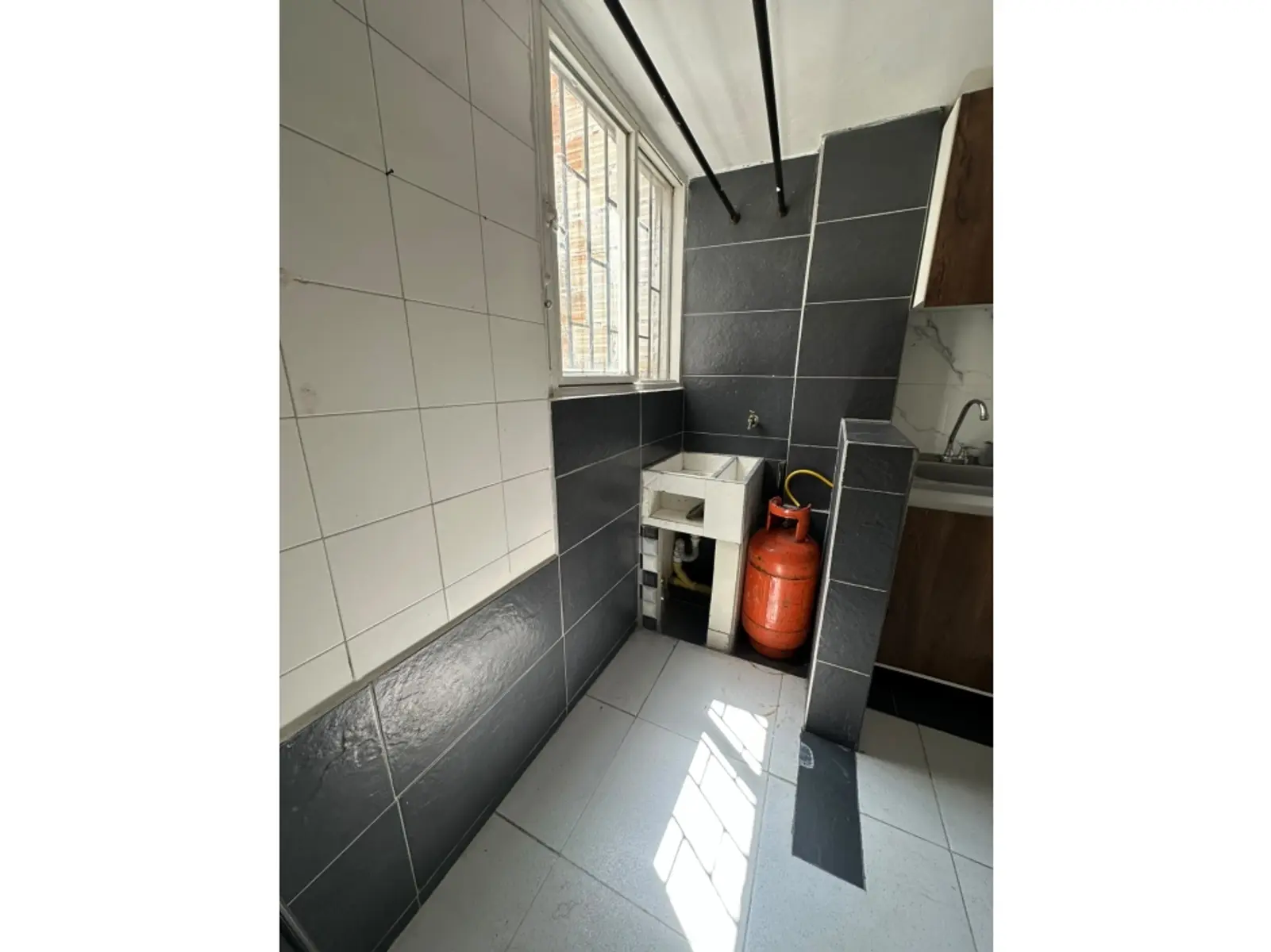 th.outside1200x1200.6a43cbf80bb1e_infocdn__gr30507920260630084748jpeg Apartamento en Arriendo en Providencia, Pereira