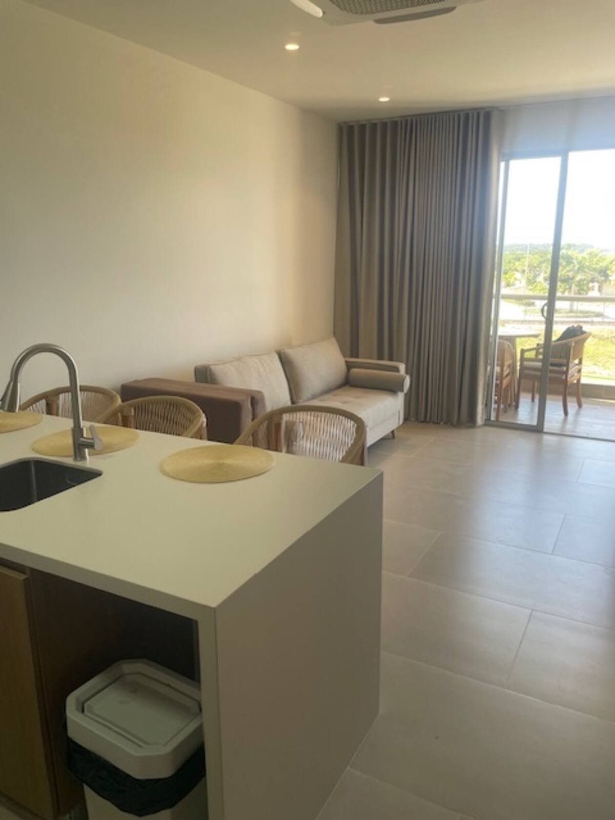 01d9c56b-a34d-445e-a04e-6e65b7276505 APARTAMENTO AMOBLADO EN VENTA EN BAÍA KRISTAL – CARTAGENA