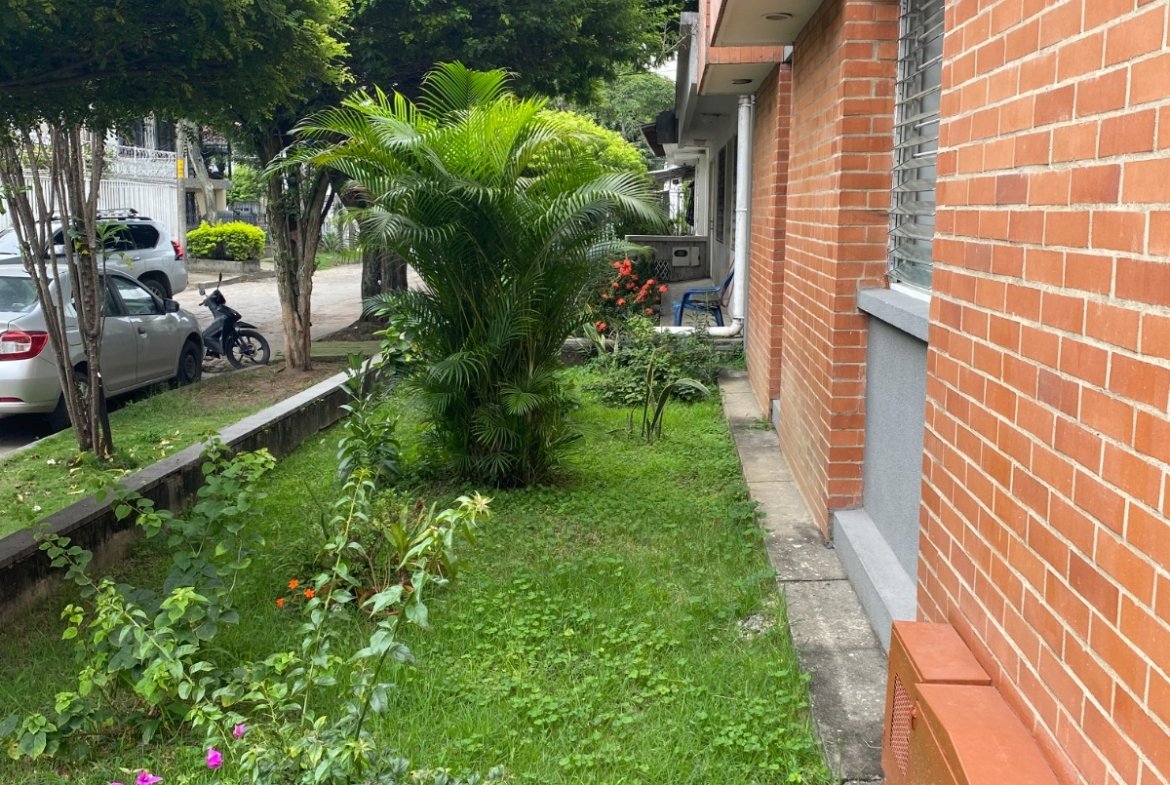 APARTAMENTO PRADOS DEL NORTE CALI