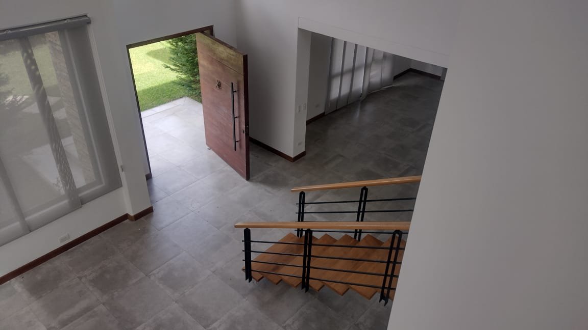 Casa finca de lujo en vía San Antonio de Pereira hacia La Ceja