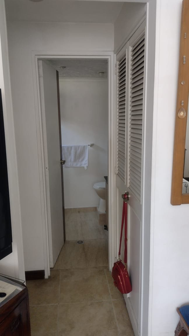 Apartamento en venta en Conquistadores, Medellín – 155 m² reformado con balcón