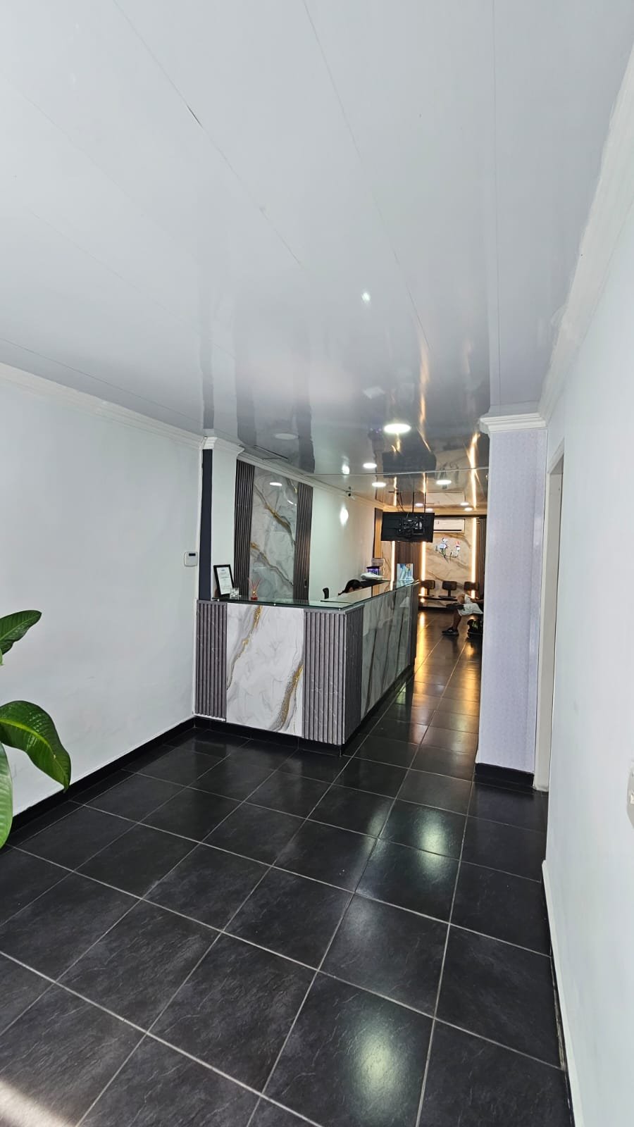 214465-271286-1057793393405280 Venta de Casa Comercial en Palmira barrio La Colombiana