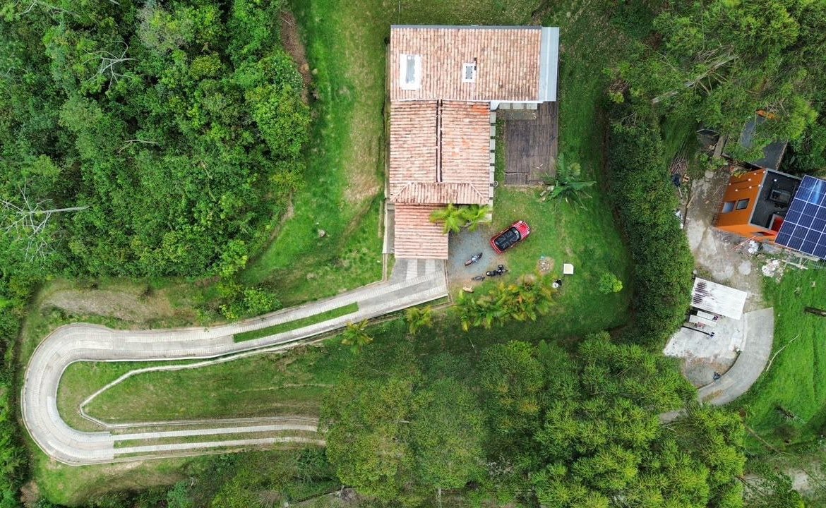 Casa campestre de lujo en venta en La Estrella, Antioquia