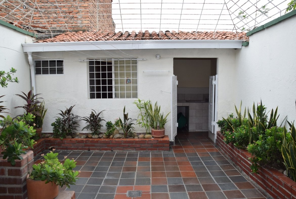Arriendo Casa en Quinta Oriental Cúcuta 3 Habitaciones, 3 Baños y Garaje