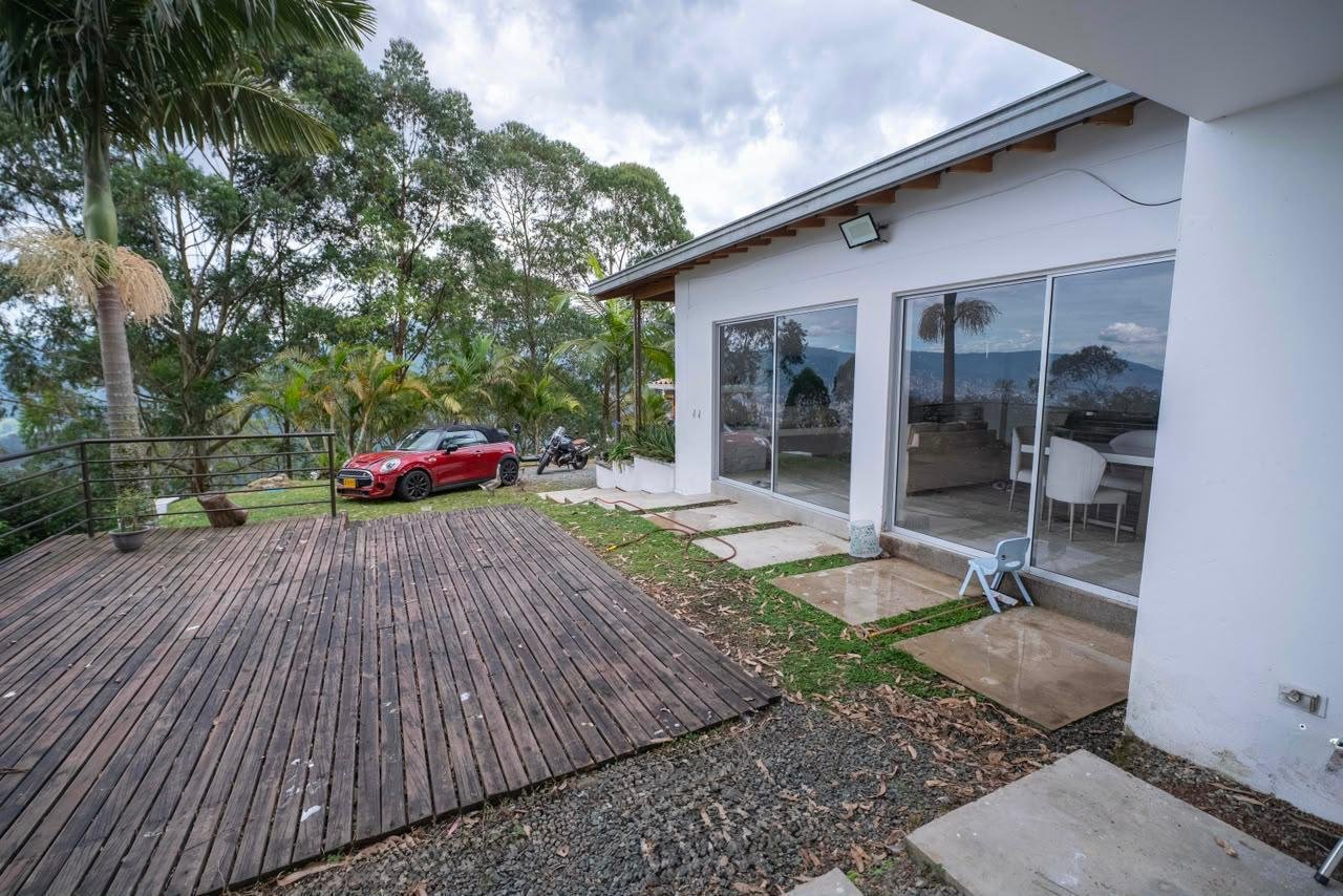 214465-271286-1094895716301559 Casa campestre de lujo en venta en La Estrella, Antioquia