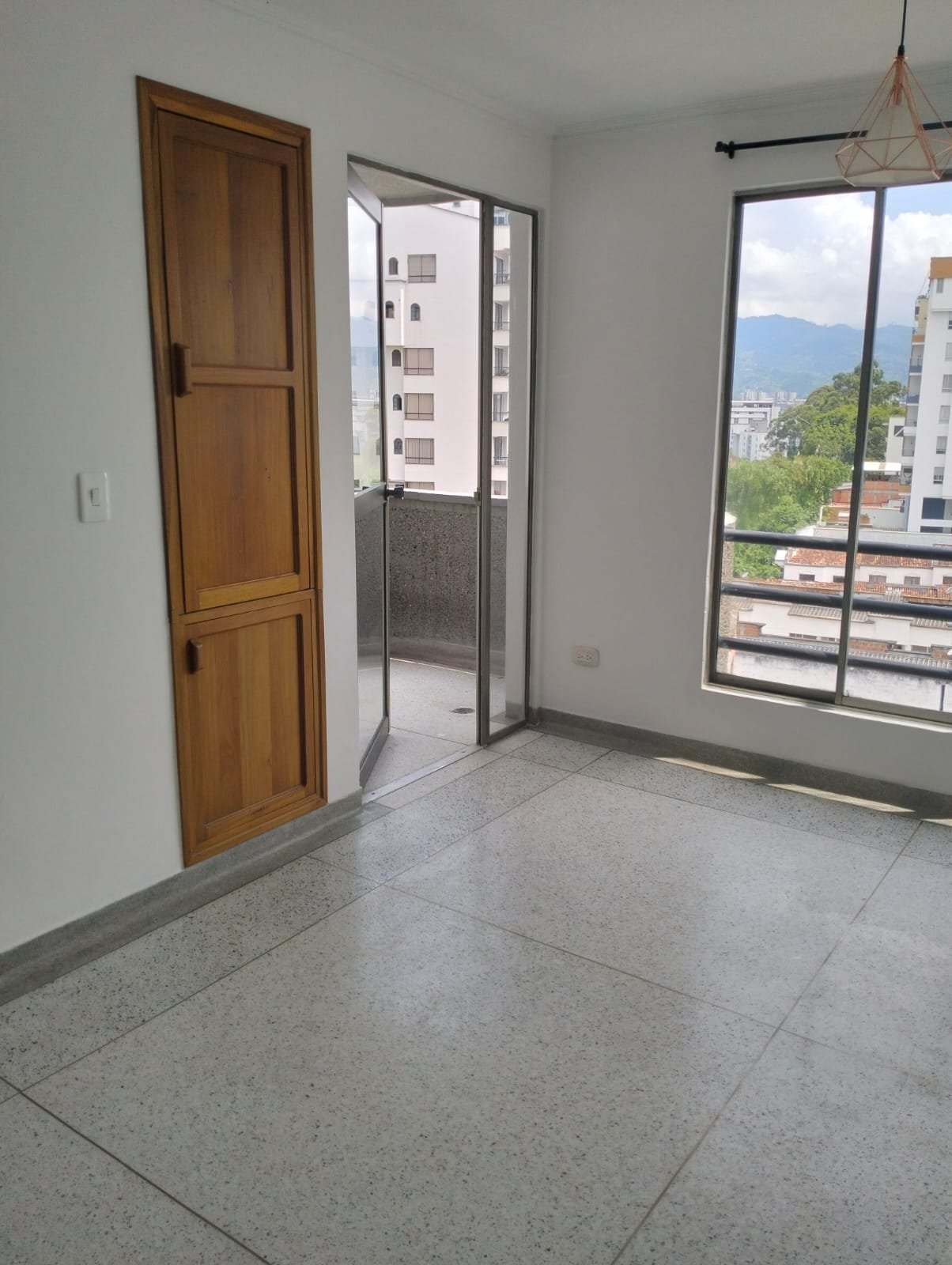 Apartamento en Venta en Los Álamos, Pereira – 87 m² con Parqueadero