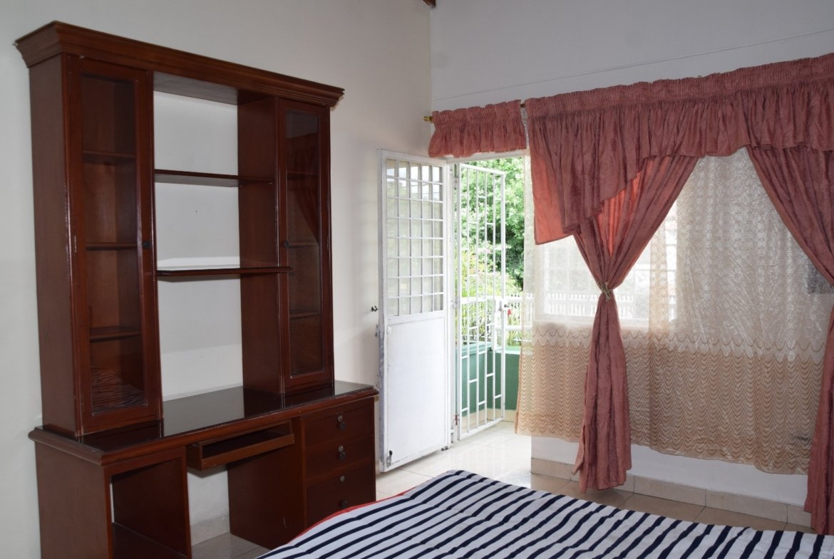Arriendo Casa en Quinta Oriental Cúcuta 3 Habitaciones, 3 Baños y Garaje