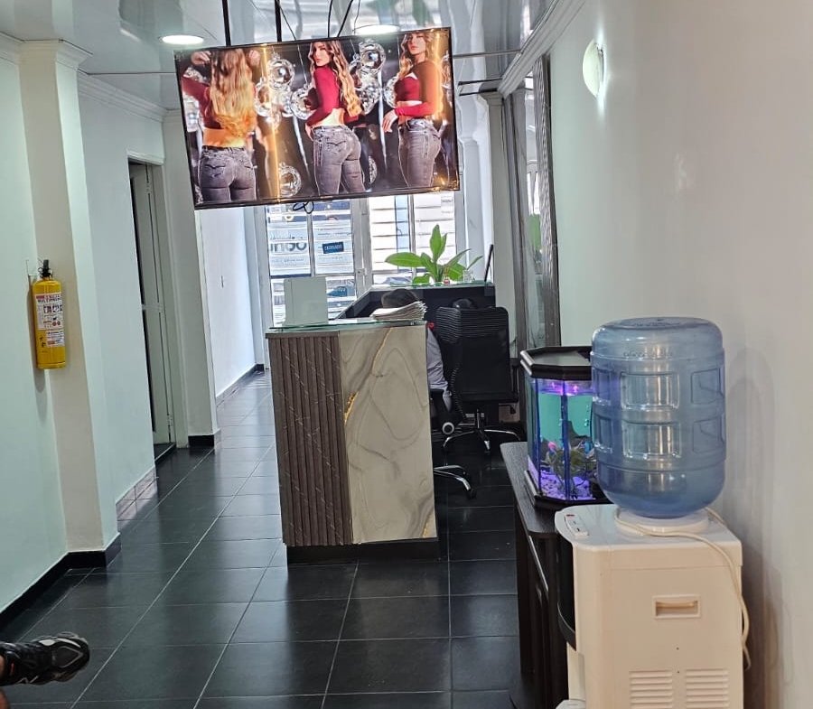 Venta de Casa Comercial en Palmira barrio La Colombiana