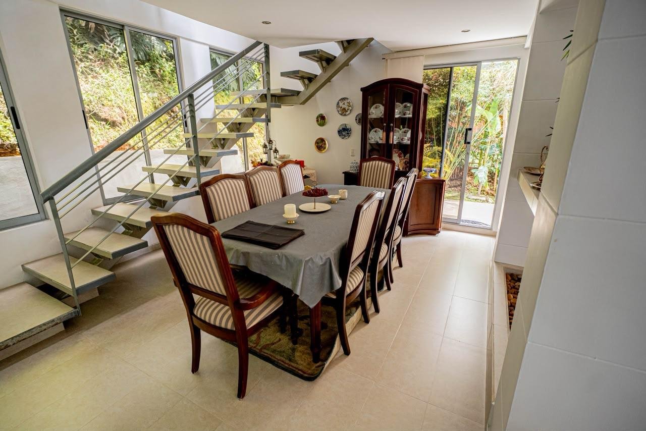 CASA EN VENTA EN COLINAS DE SAN REMO SABANETA