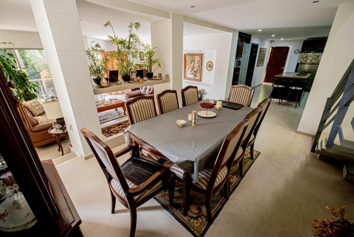 CASA EN VENTA EN COLINAS DE SAN REMO SABANETA