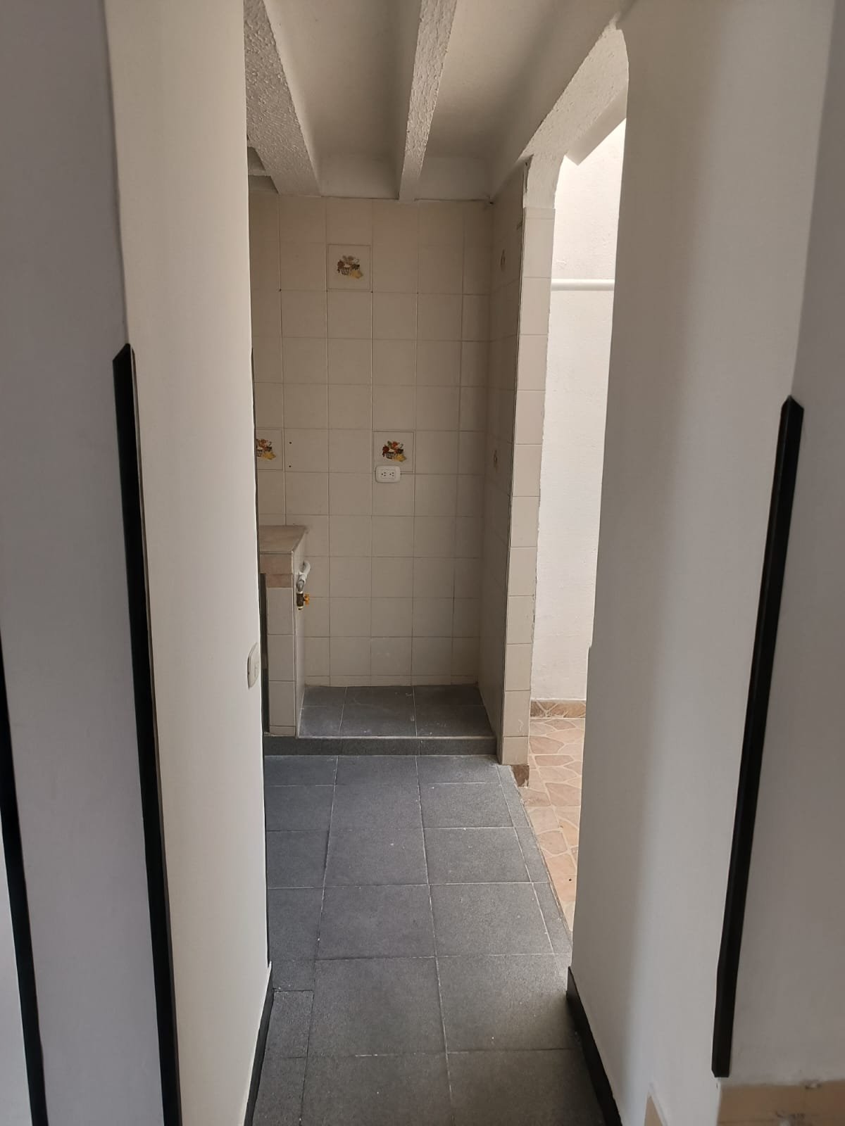 Venta de casa esquinera en Urbanización Castilla Real Uno, Girón