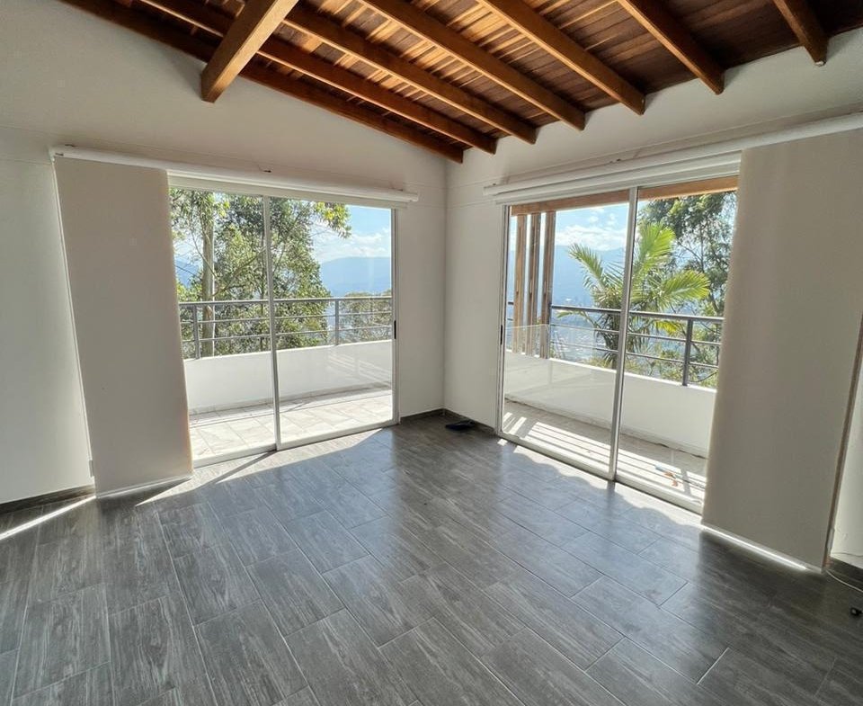 Casa campestre de lujo en venta en La Estrella, Antioquia