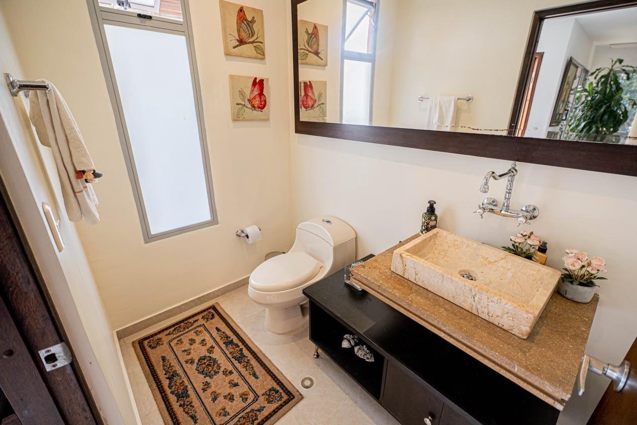 CASA EN VENTA EN COLINAS DE SAN REMO SABANETA