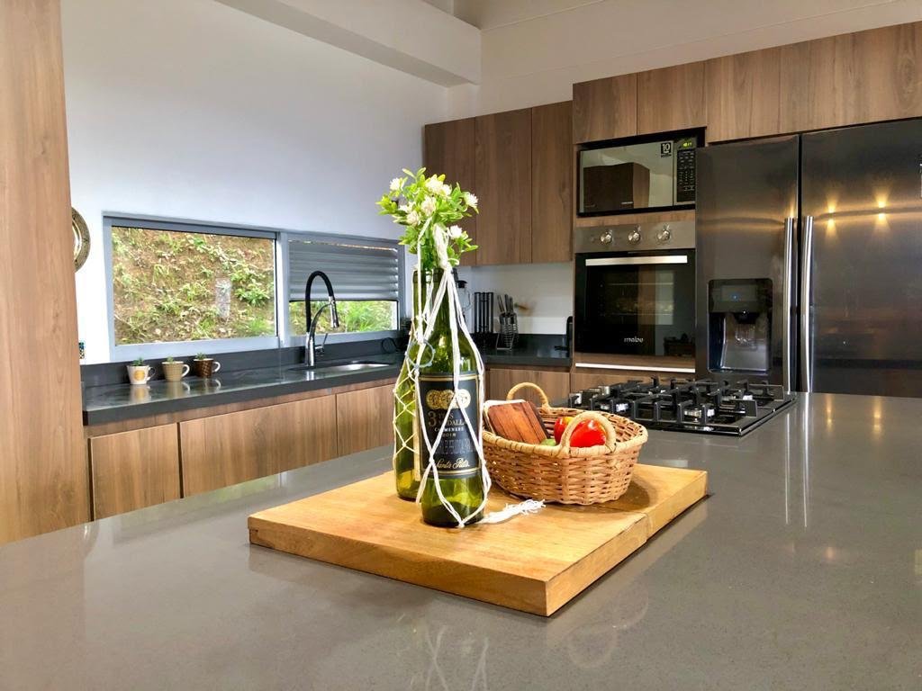 Casa campestre de lujo en venta en La Estrella, Antioquia