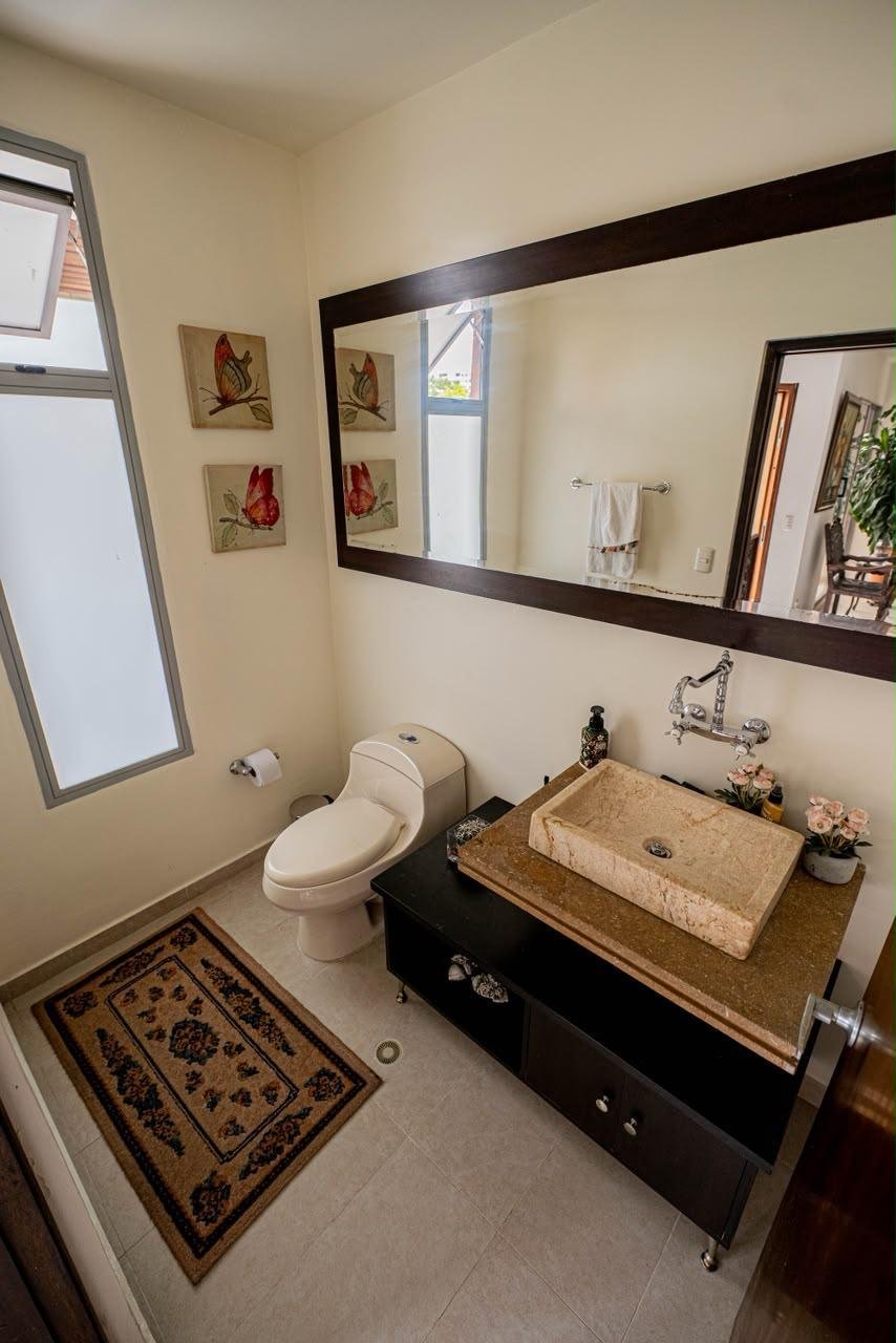 CASA EN VENTA EN COLINAS DE SAN REMO SABANETA