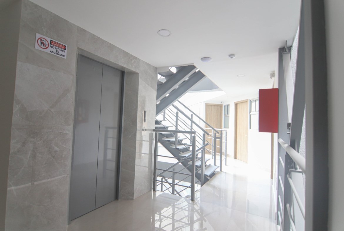 Apartaestudio en Arriendo en El Limonar, Cali