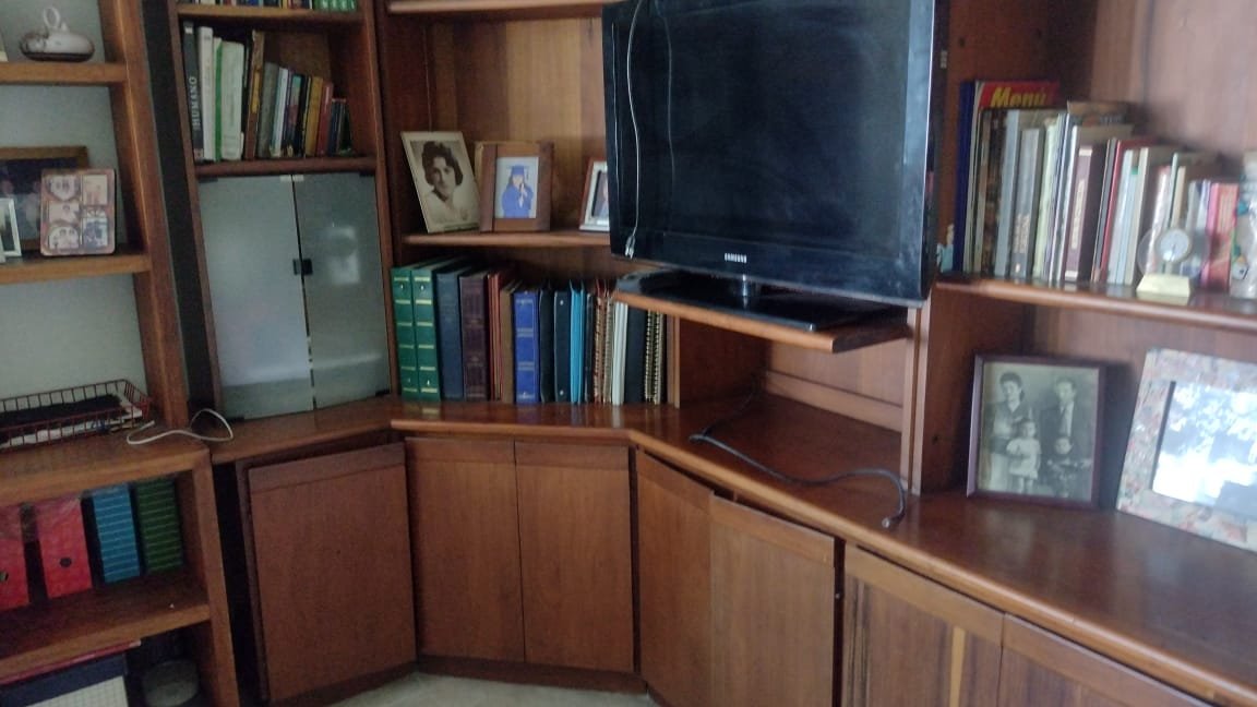 Apartamento en venta en Conquistadores, Medellín – 155 m² reformado con balcón