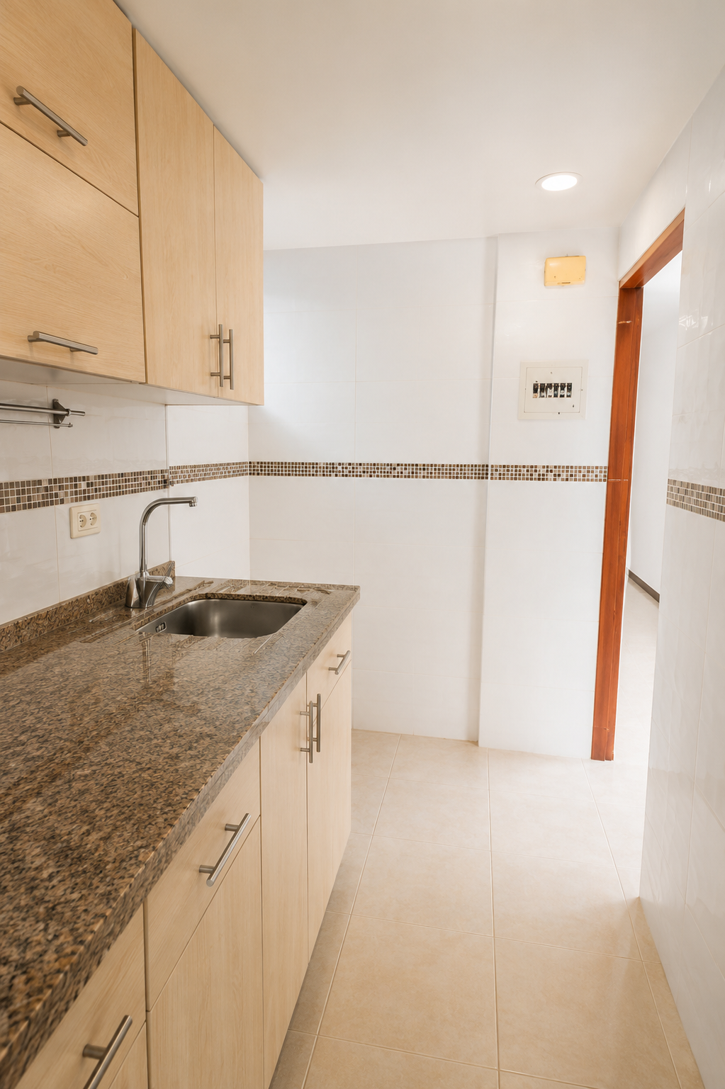 Apartamento en venta en el sur de Cali, central barrio Las Granjas