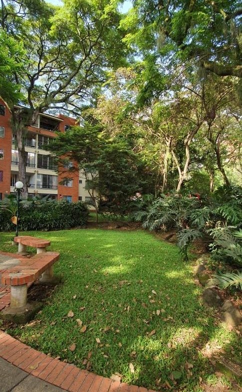 Vendo apartamento Sur de Cali Barrio Quintas de Don Simón