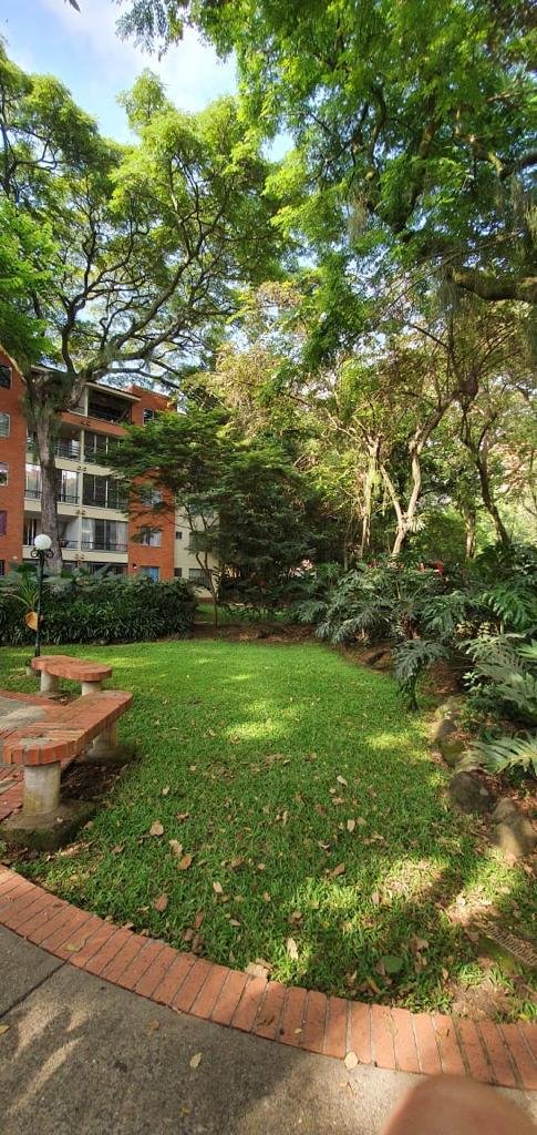 Vendo apartamento Sur de Cali Barrio Quintas de Don Simón