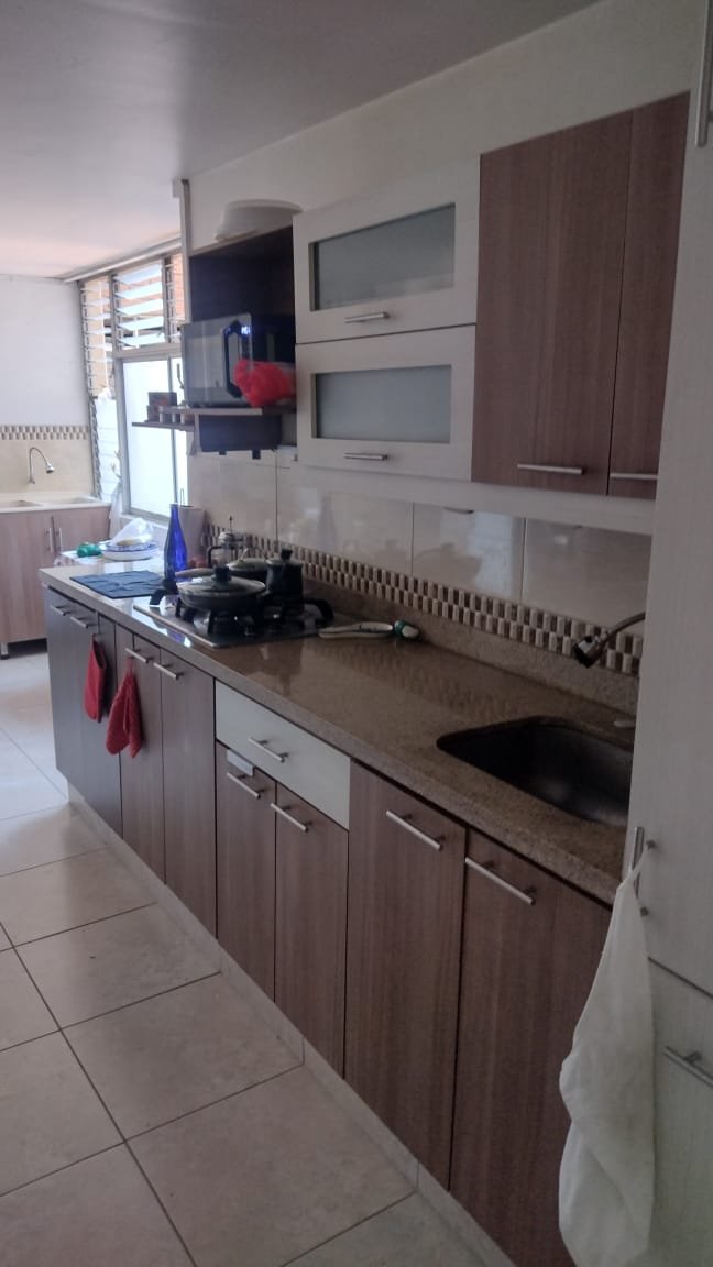 Apartamento en venta en Conquistadores, Medellín – 155 m² reformado con balcón