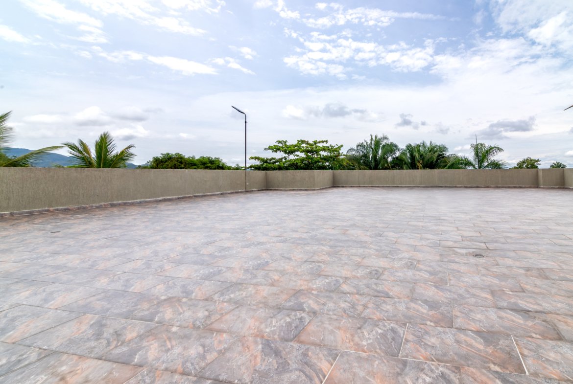 Finca en Venta en Melgar de 15.000 m² con Piscina, 4 Cabañas y Excelente Potencial Turístico