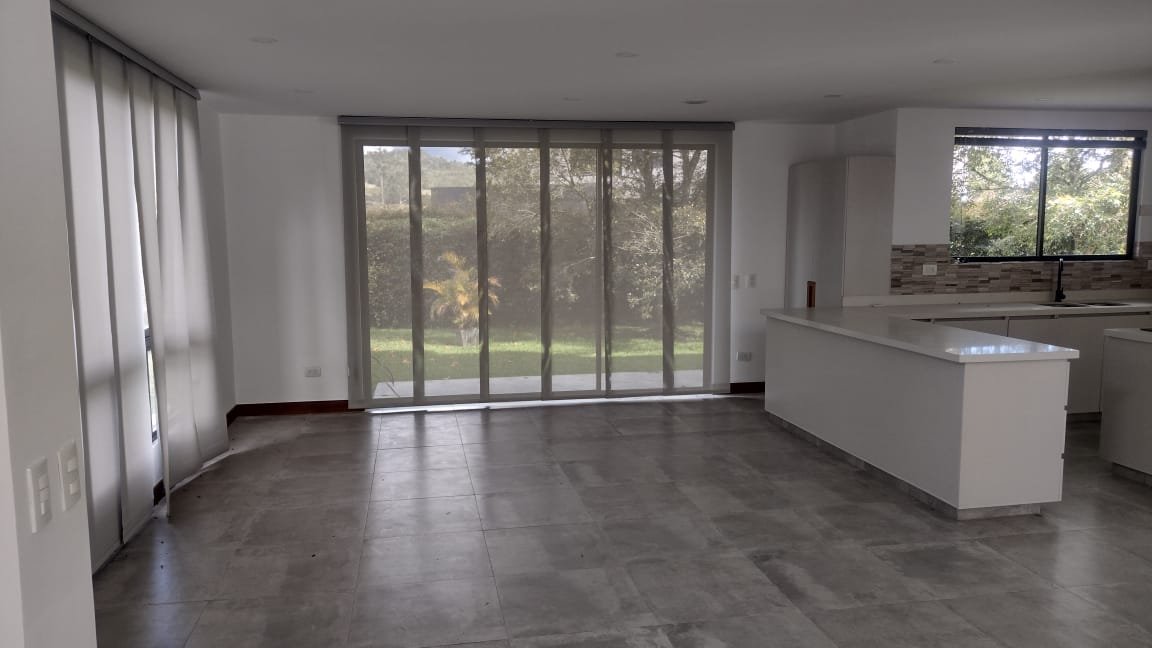 Casa finca de lujo en vía San Antonio de Pereira hacia La Ceja