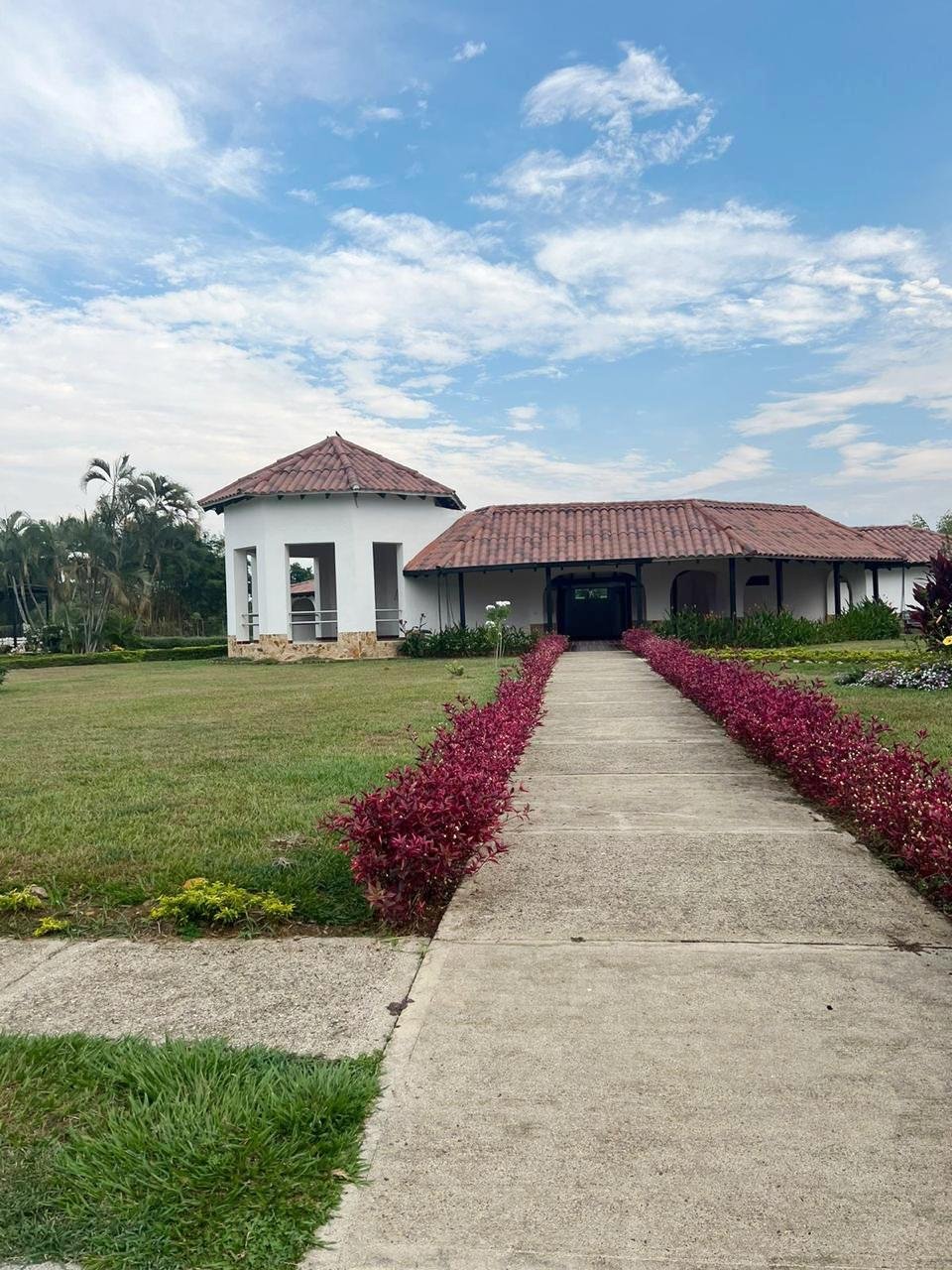 WhatsApp-Image-2024-04-14-at-16.19.38 LOTE EN CONDOMINIO EL CANEY