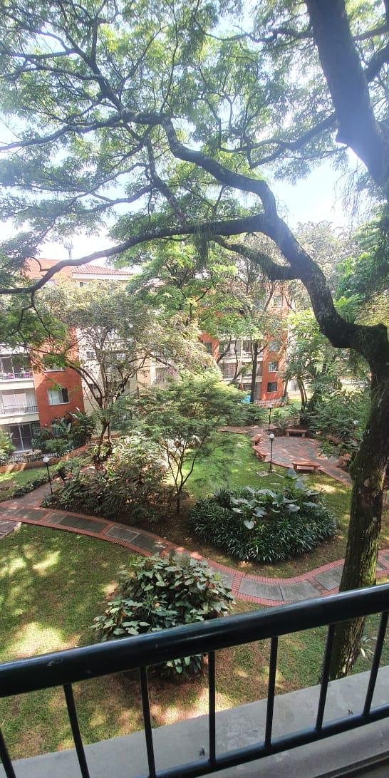Vendo apartamento Sur de Cali Barrio Quintas de Don Simón
