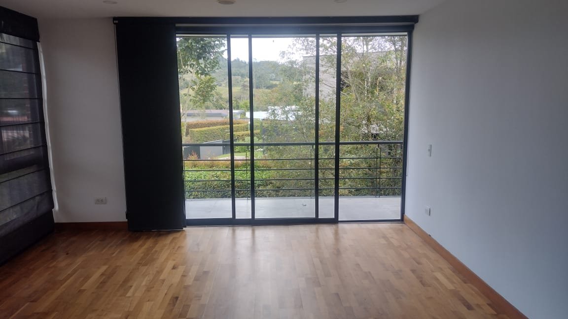Casa finca de lujo en vía San Antonio de Pereira hacia La Ceja