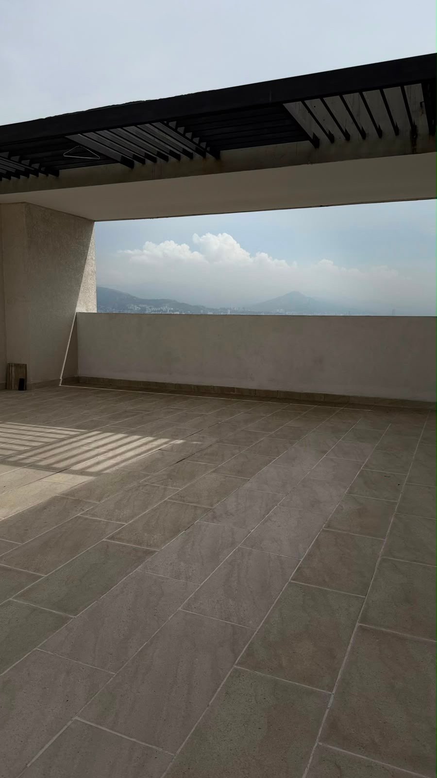 d39f40cb-9ff3-4078-a867-ae44316ce077 Arrienda Penthouse duplex valle del lili