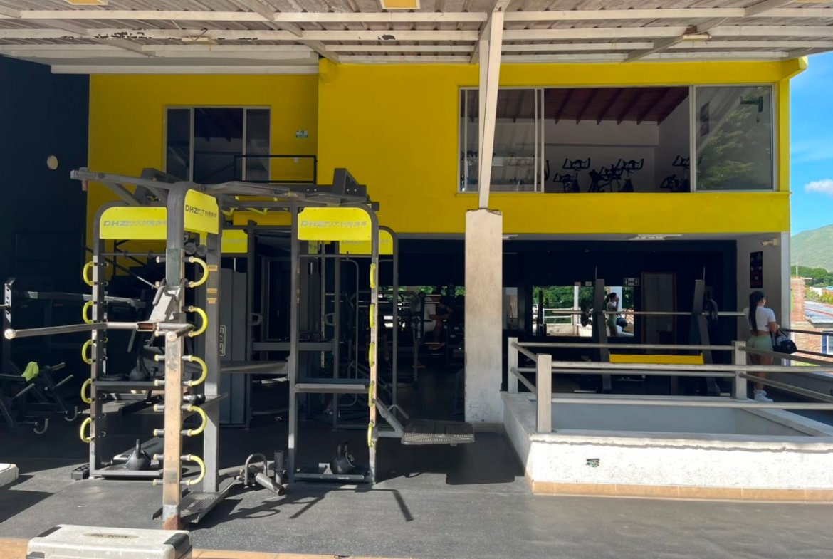 Venta Propiedad Comercial en Roldanillo, Valle del Cauca – 628,75 m² Construidos