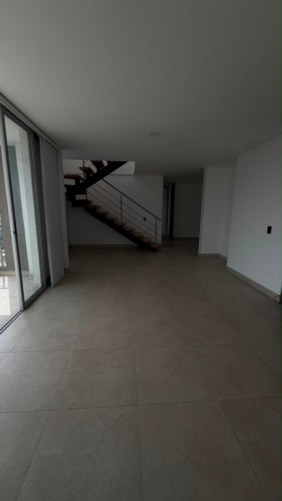 d756f2b1-9fec-4eab-b398-d06f46db8353 Arrienda Penthouse duplex valle del lili