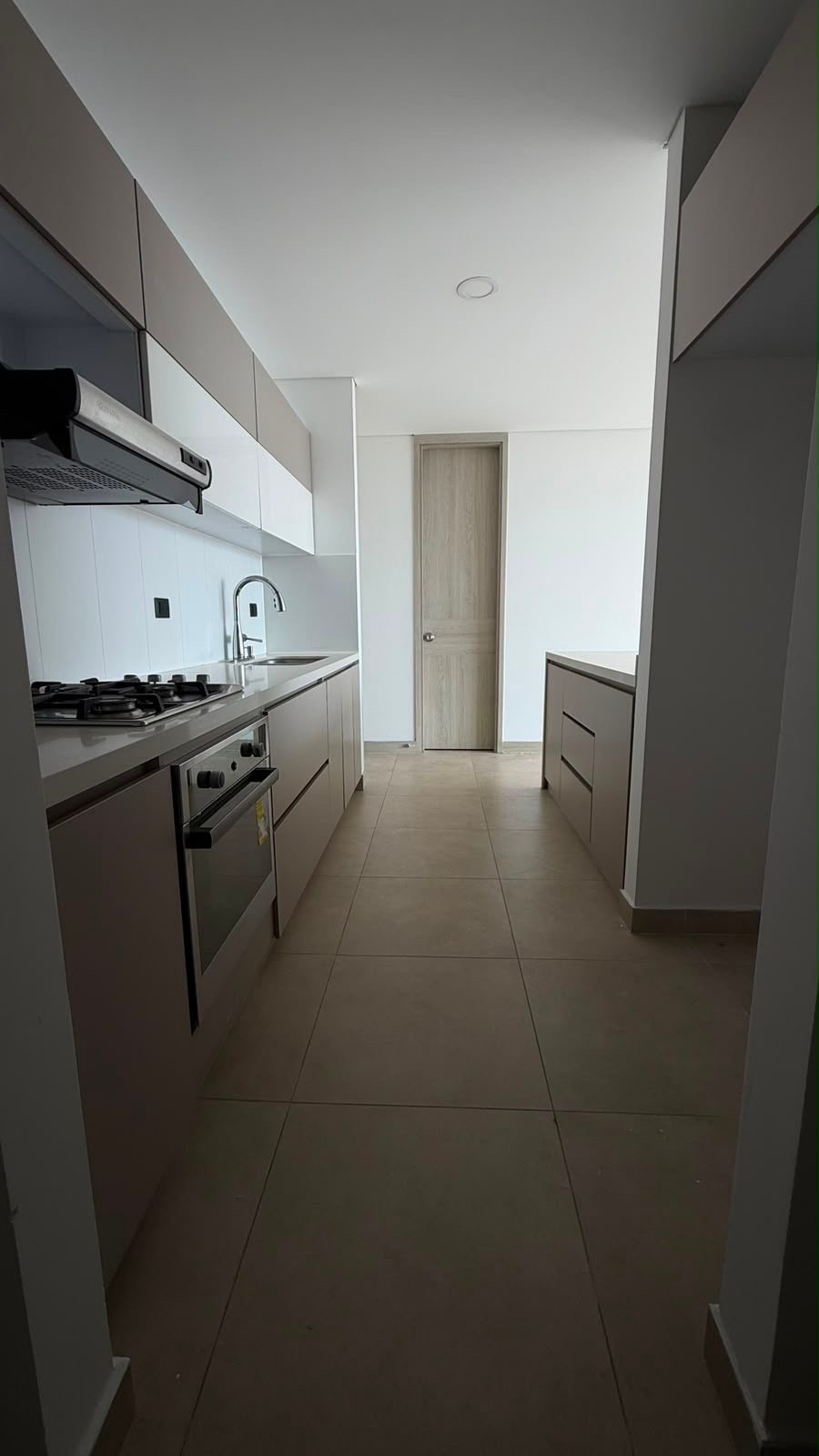 d78f3422-0344-48c3-884b-a2794ec36454 Arrienda Penthouse duplex valle del lili