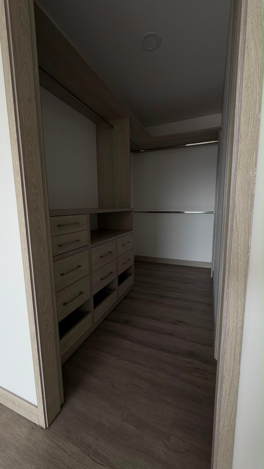 e097d672-f7db-42dc-a416-1f3523ff0e4e Arrienda Penthouse duplex valle del lili