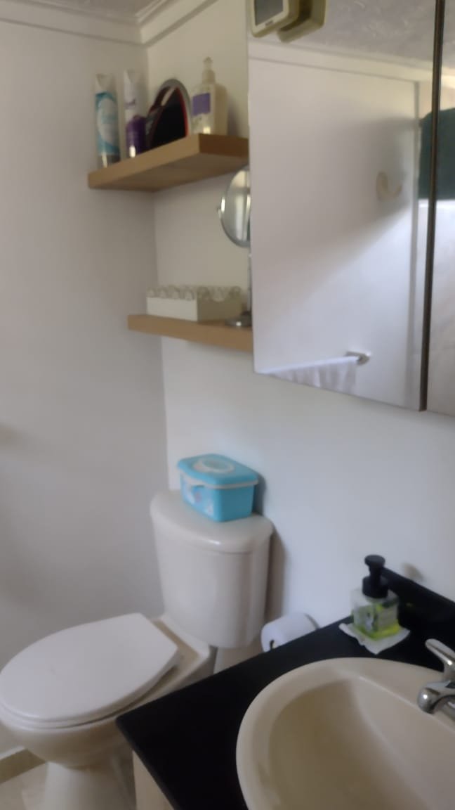 Apartamento en venta en Conquistadores, Medellín – 155 m² reformado con balcón