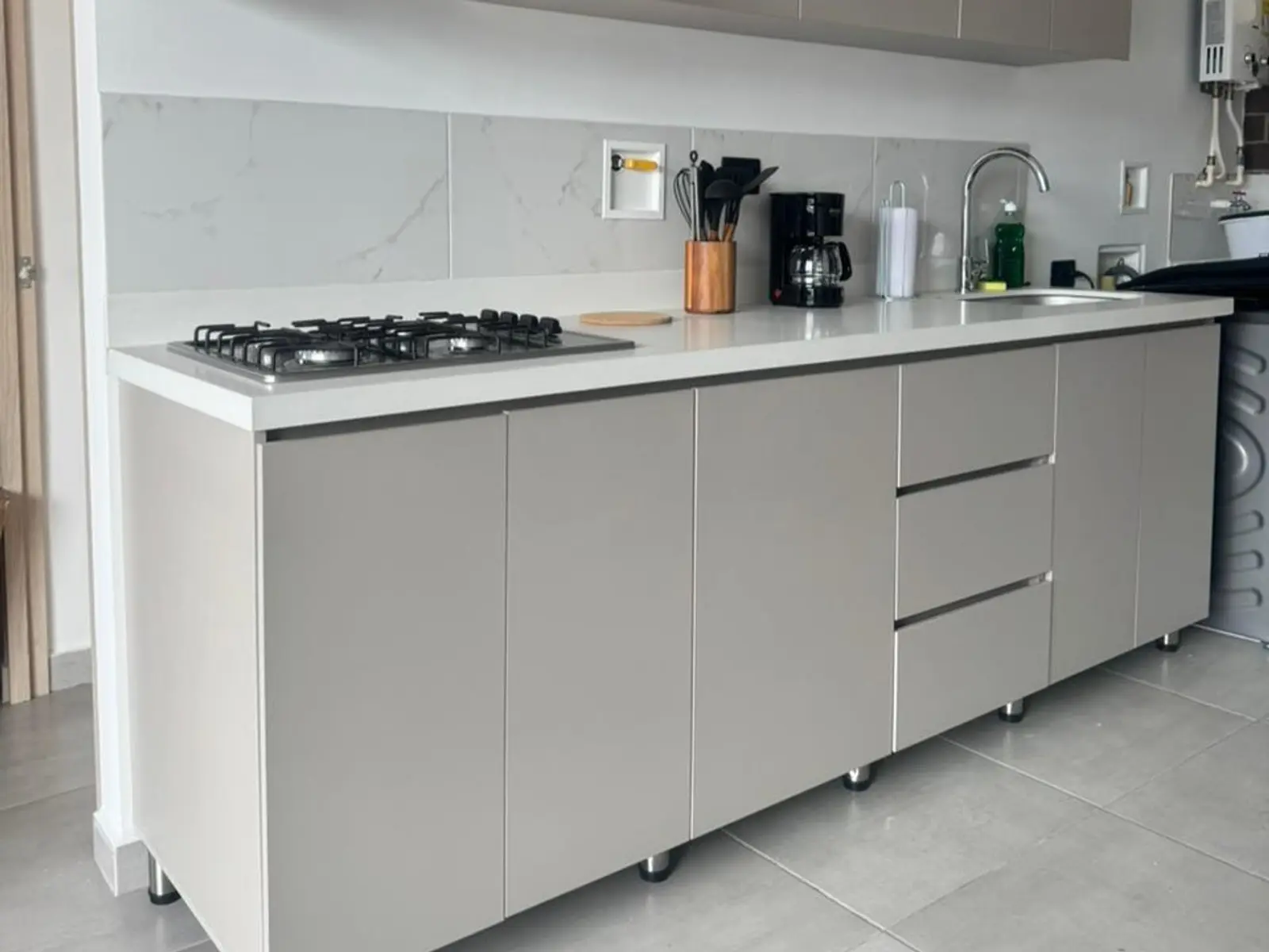 th.outside1200x1200.6a4925cc51f19_infocdn__lkqn1y4ws3cn9foepcbirpwbtnajl4w2us94ruvnjpg Apartamento en Arriendo en Sabaneta