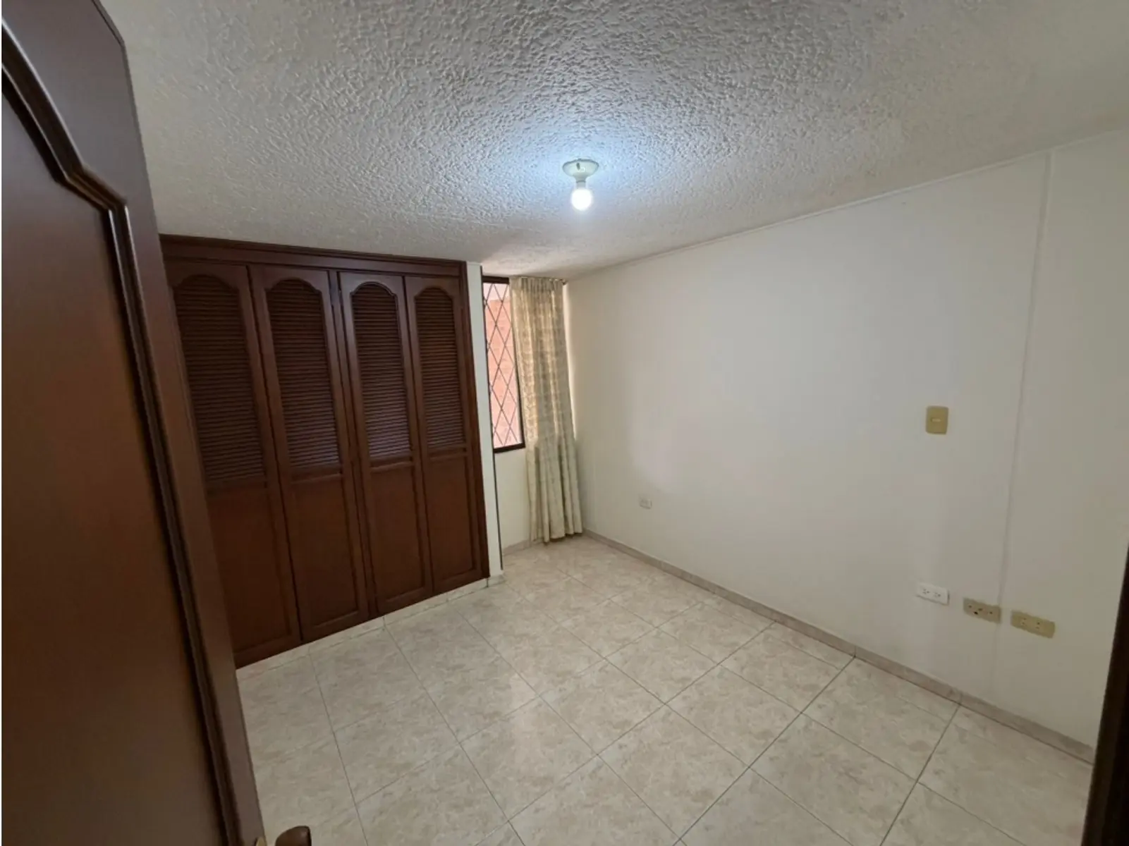 th.outside1200x1200.6a494a4d89ec4_infocdn__gr46338420260704121540jpg Apartamento en Arriendo en Sotomayor, Bucaramanga