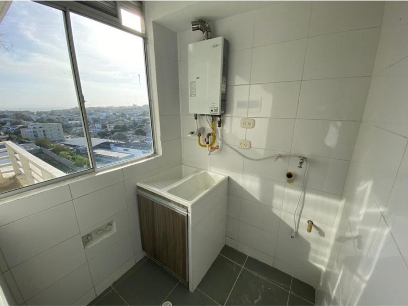 th.outside1200x1200.6a494a5337a78_infocdn__gr246511020231122120612jpeg Apartamento en Arriendo en Betania, Barranquilla