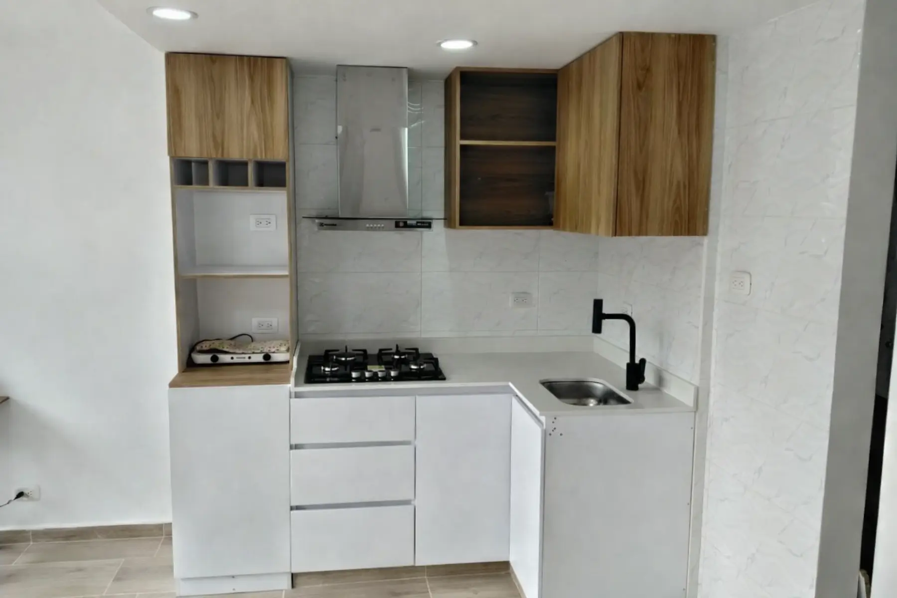 th.outside1200x1200.6a4a8713e3f85_infocdn__clacvi9ptssb4w9ru2wnrqg5zlwc6vud3dlmcwjnpng Apartamento en Arriendo en Lagos de Torca, Bogotá