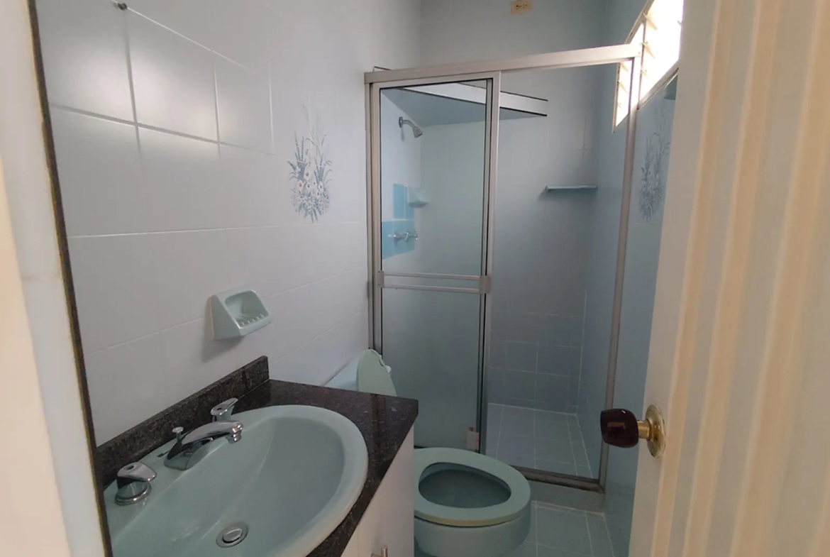 Apartamento en Arriendo en Napoles, Cali