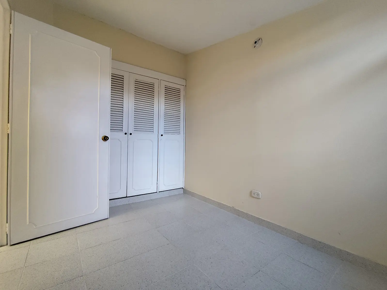 Apartamento en Arriendo en Napoles, Cali