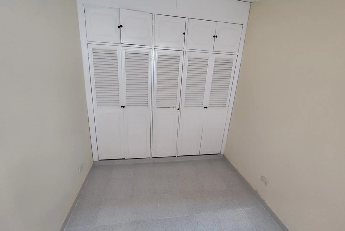 Apartamento en Arriendo en Napoles, Cali