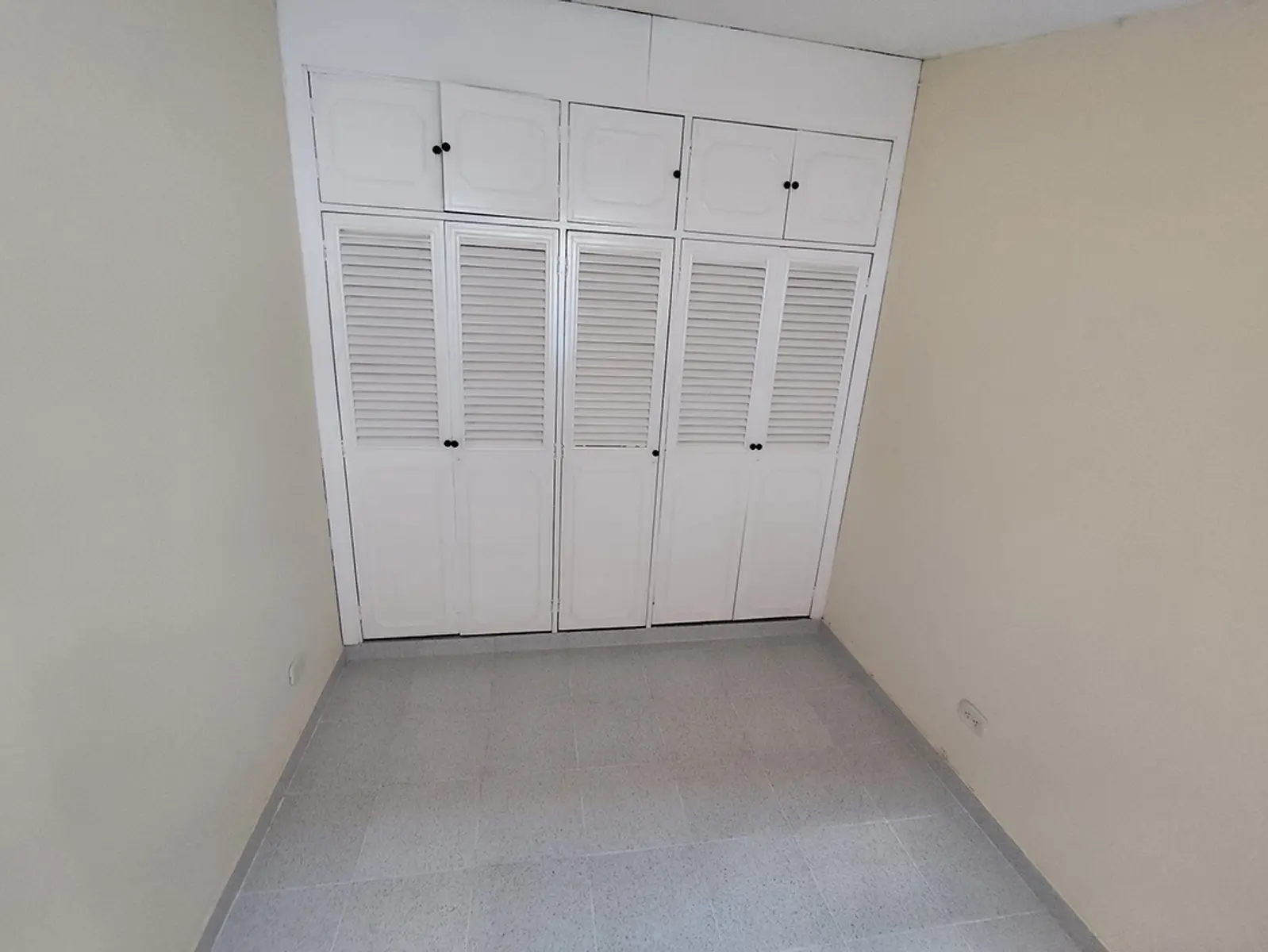 Apartamento en Arriendo en Napoles, Cali